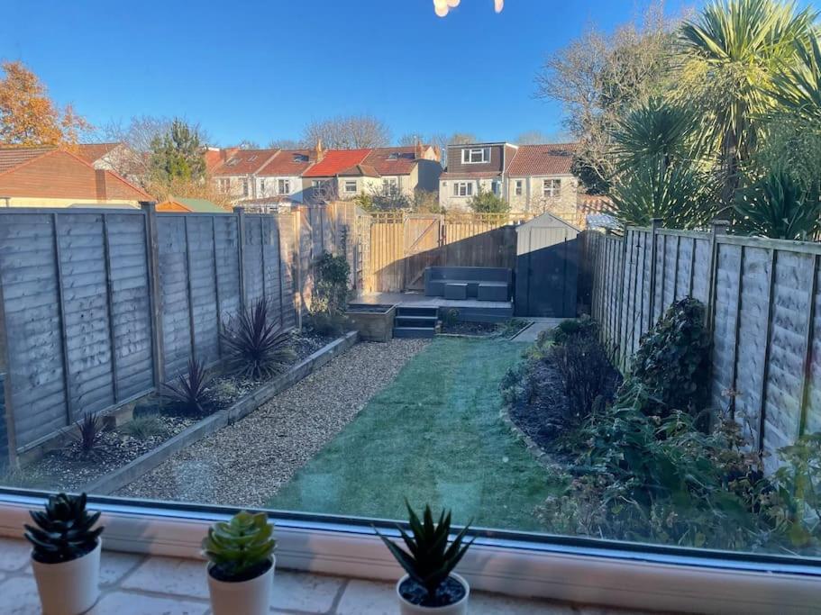 Gloucester Rd 2 Mins Away - Fab, New, Trendy House Бристоль Экстерьер фото